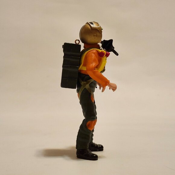 2001 Hallmark Keepsake G.I. Joe Fighter Pilot ornament - Picture 11 of 13